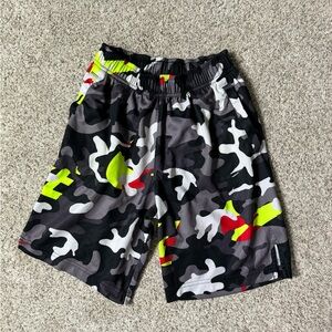 Boy NIKE dri-fit shorts